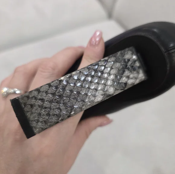 Z Code Z Black Pointed-Toe Ankle Boots with Textured Block Heel - Picture 15 of 17